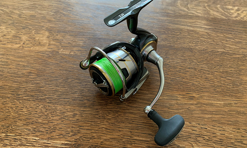 DAIWA（釣り） 新品 20 ルビアス LT ダイワ(DAIWA) 【FC LT2500S】 スピニングリール フィッシング 海釣り 釣り具 アオリイカ シーバス タチウオ マダイ